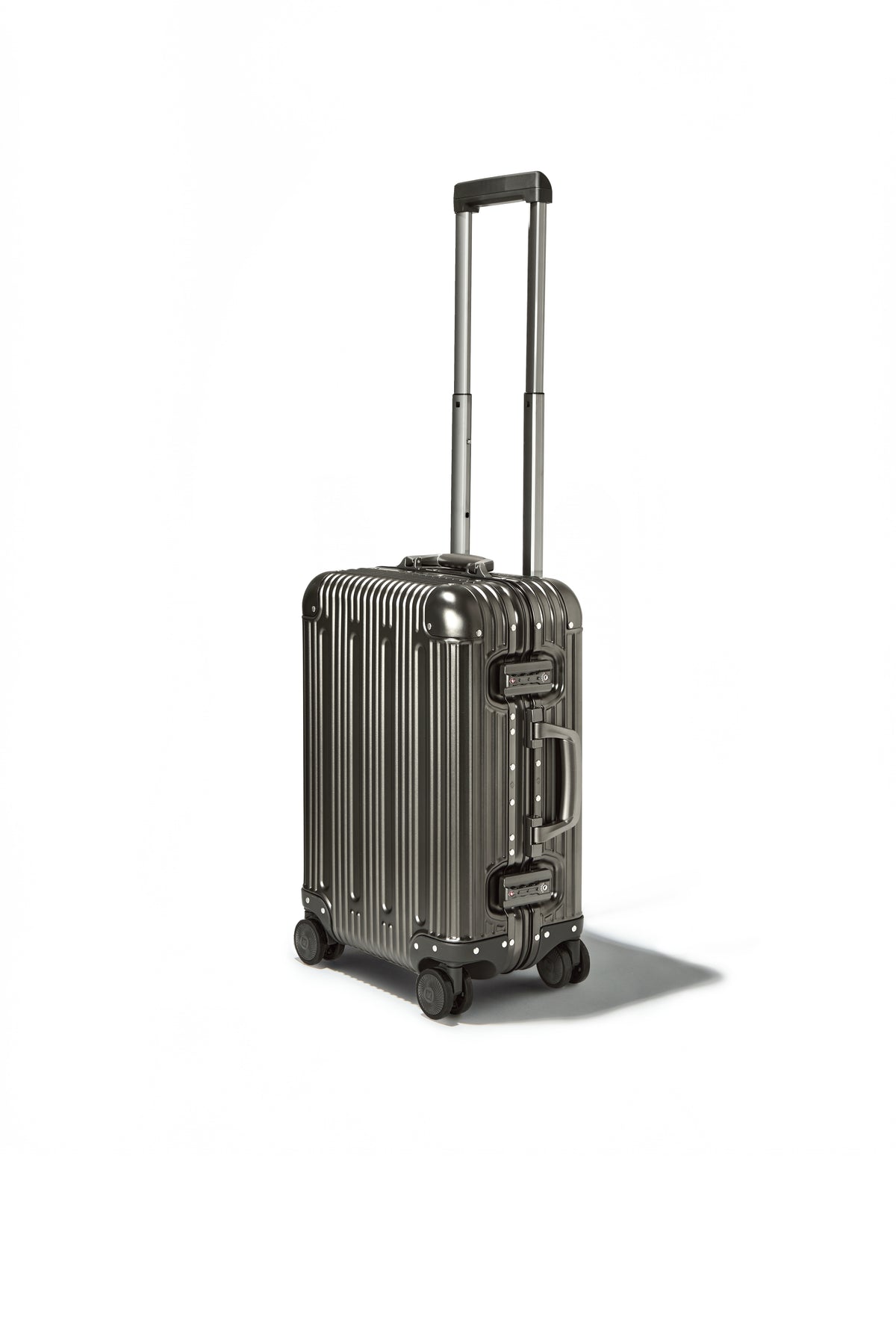 Prezor Aluminum Suitcase - Metallic Grey