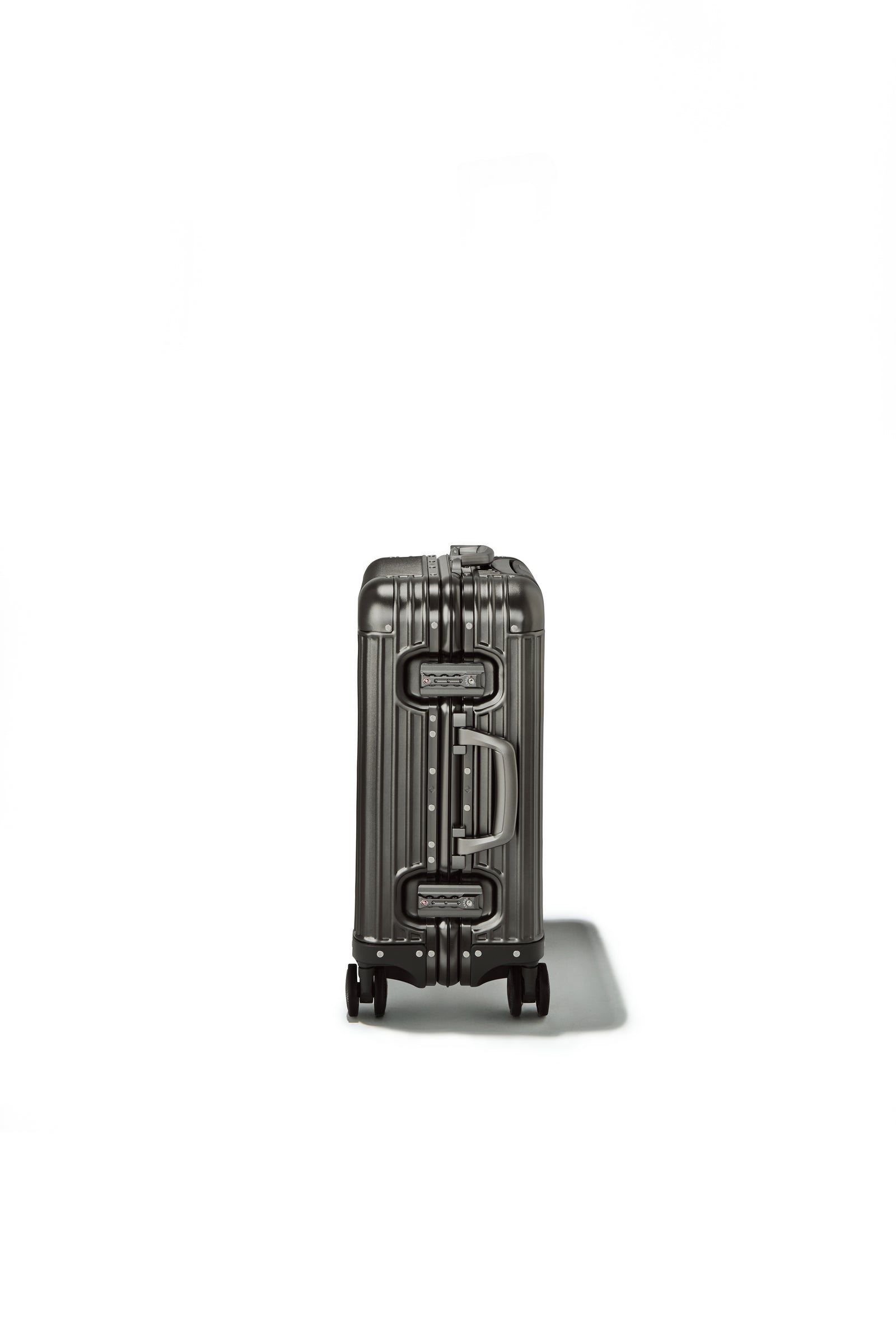 Prezor Aluminum Suitcase - Metallic Grey