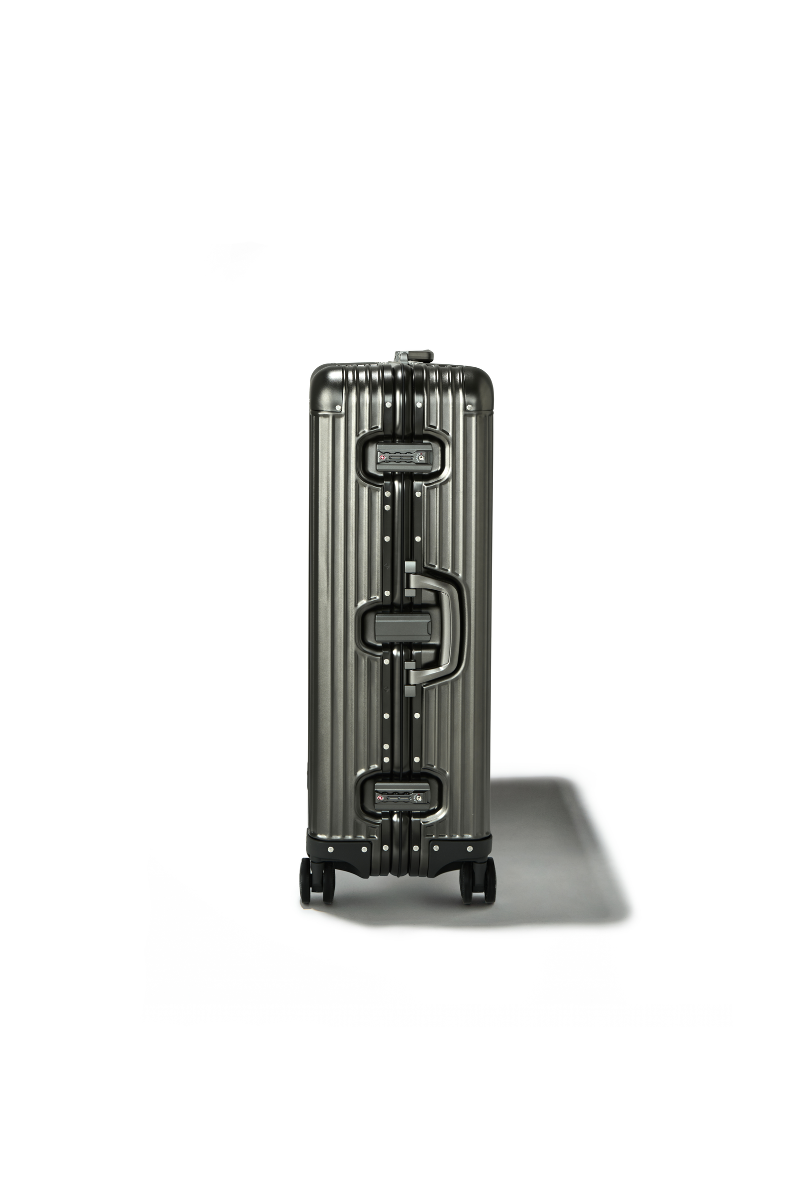 Prezor Aluminum Suitcase - Metallic Grey